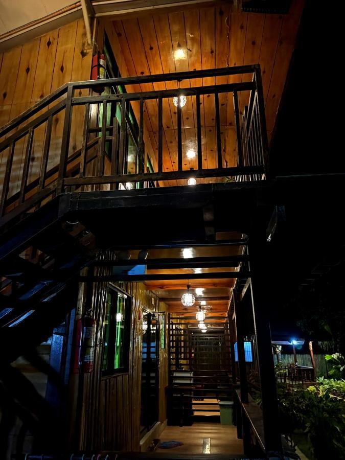 פנגלאו Pitaya Native Guest House מראה חיצוני תמונה